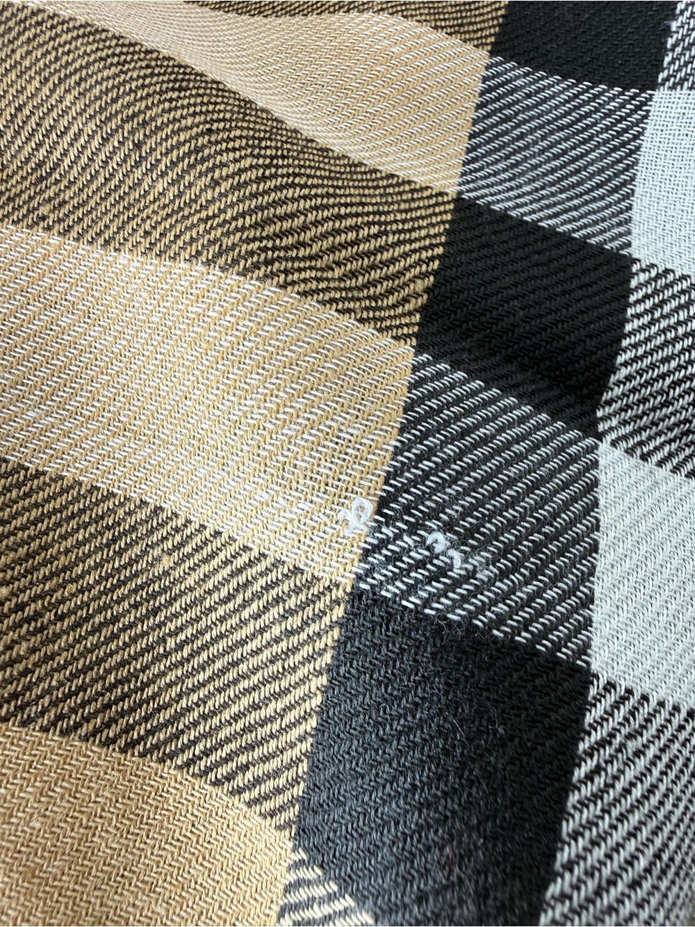 PASHMINA Wool Tan Plaid Scarf Wrap Shawl Burberry Pattern *Flaw - Picture 9 of 11